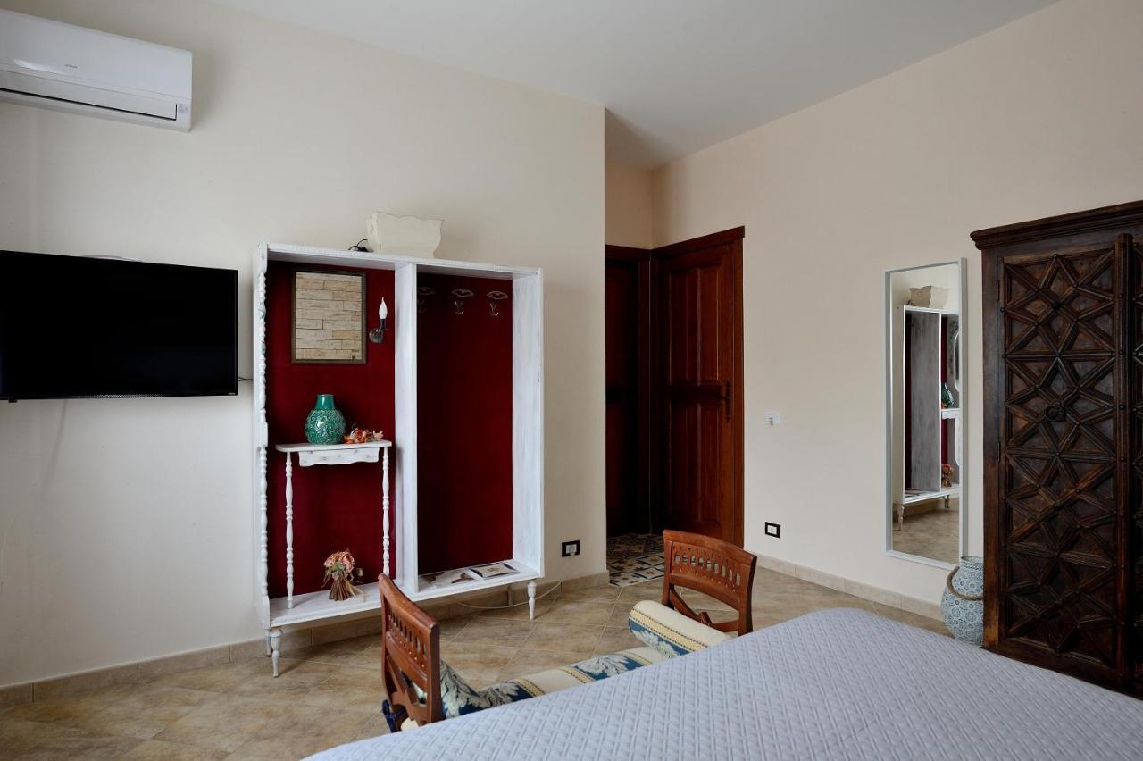 Bed and Breakfast Lumie Di Sicilia Porto Empedocle Exterior foto