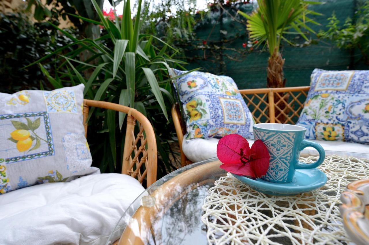 Bed and Breakfast Lumie Di Sicilia Porto Empedocle Exterior foto
