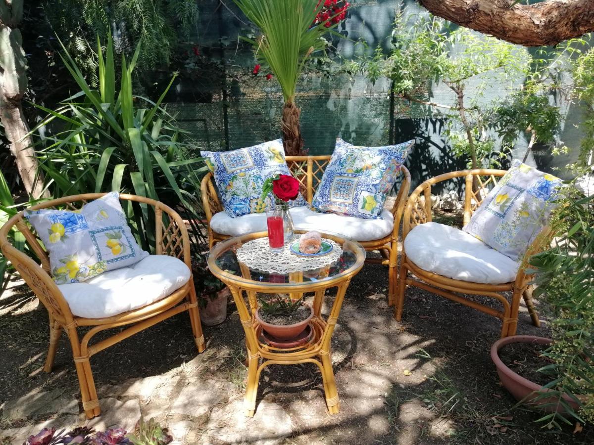 Bed and Breakfast Lumie Di Sicilia Porto Empedocle Exterior foto